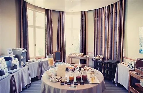 ****  Domaine Des Sequoias - Les Collectionneurs Hotel Ruy-Montceau France