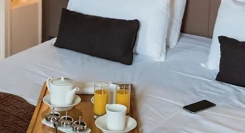 Domaine Des Sequoias - Les Collectionneurs Hotel Ruy-Montceau 4*,
